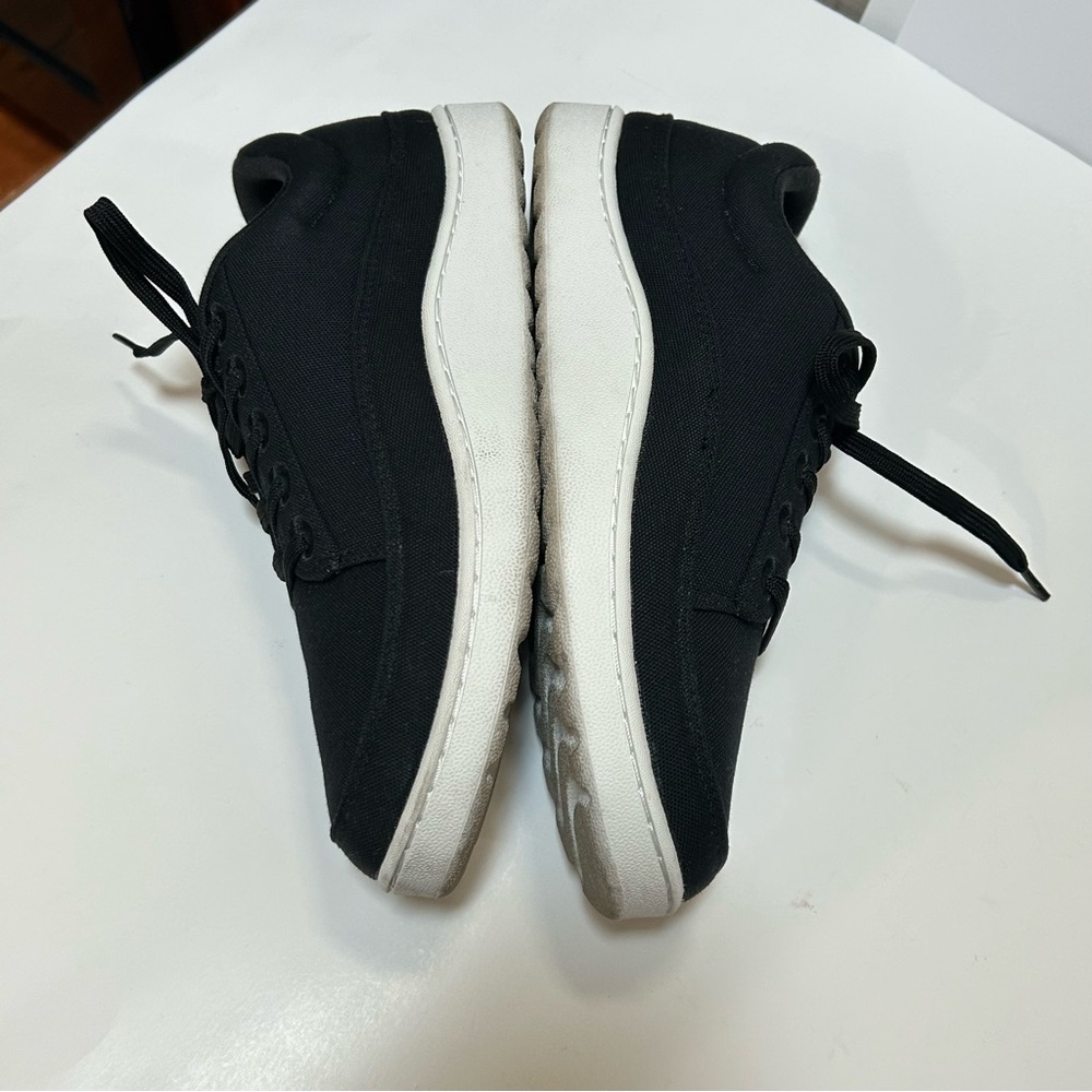 Allbirds Canvas Pacer Sneakers - 10 - Picture 6 of 13